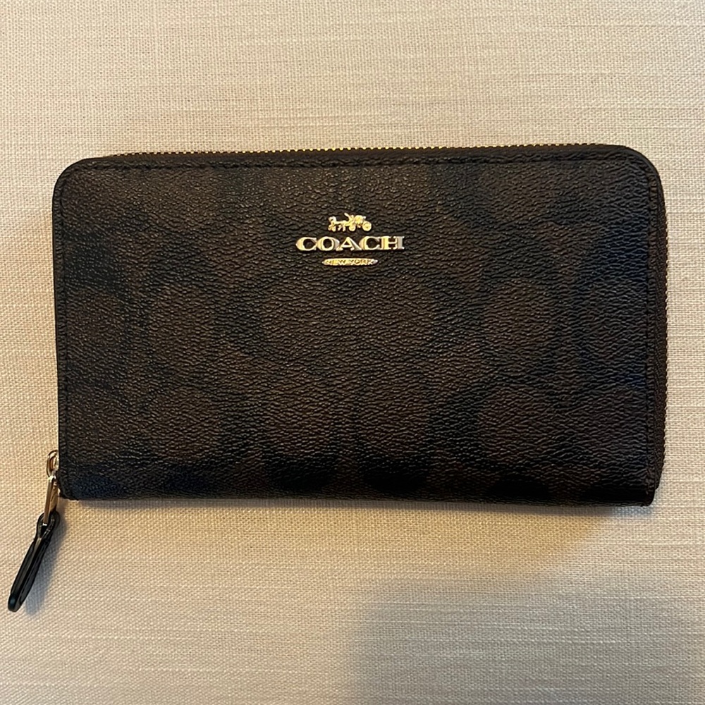 Coach wallet
